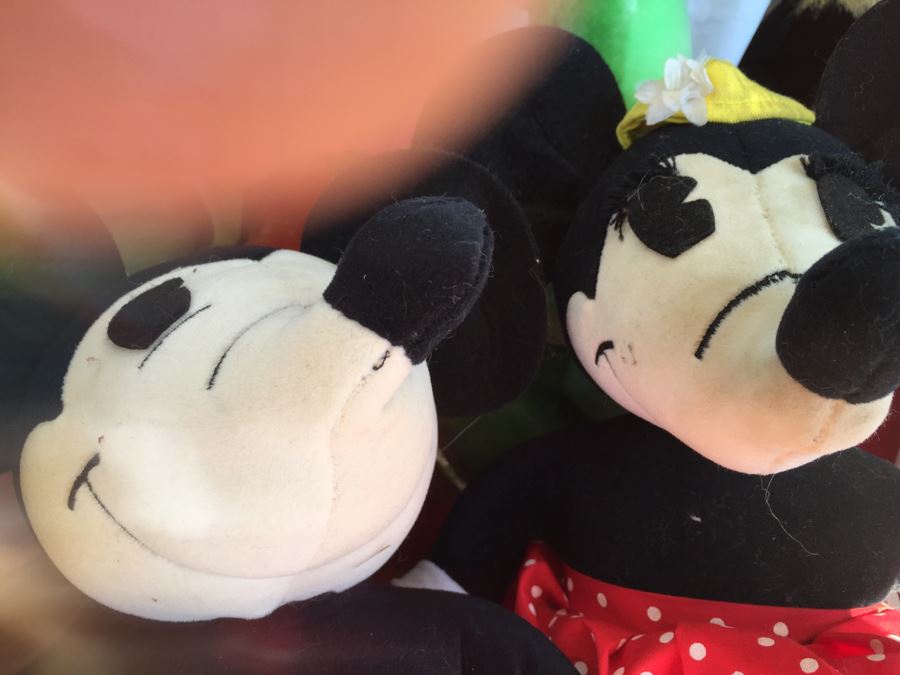 Huge Lot Of Vintage Plush Toys [Photo 14]