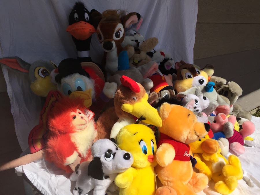 Huge Lot Of Vintage Plush Toys