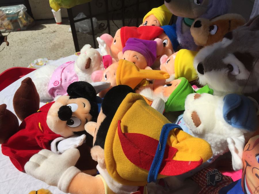 Huge Lot Of Vintage Plush Toys [Photo 6]