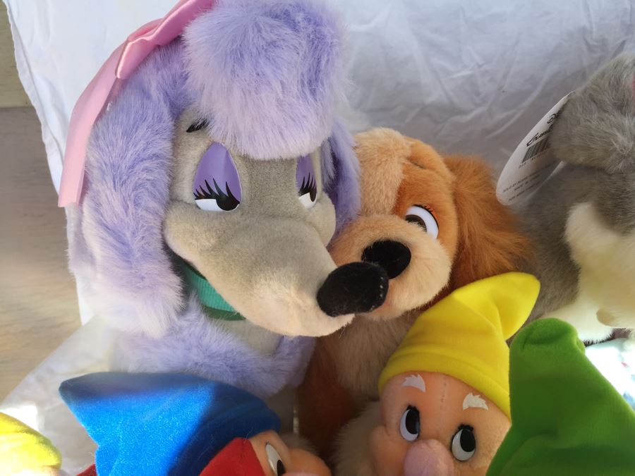 Huge Lot Of Vintage Plush Toys [Photo 16]