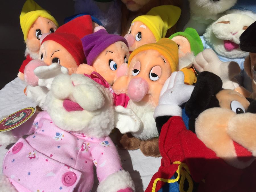 Huge Lot Of Vintage Plush Toys [Photo 9]