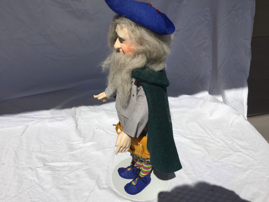 Collectible Doll With Stand [Photo 7]