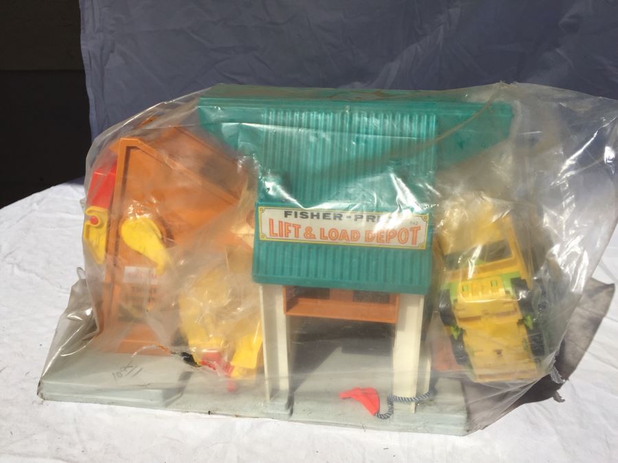 Vintage Halloween Decoration And Mask Lot [Photo 9]