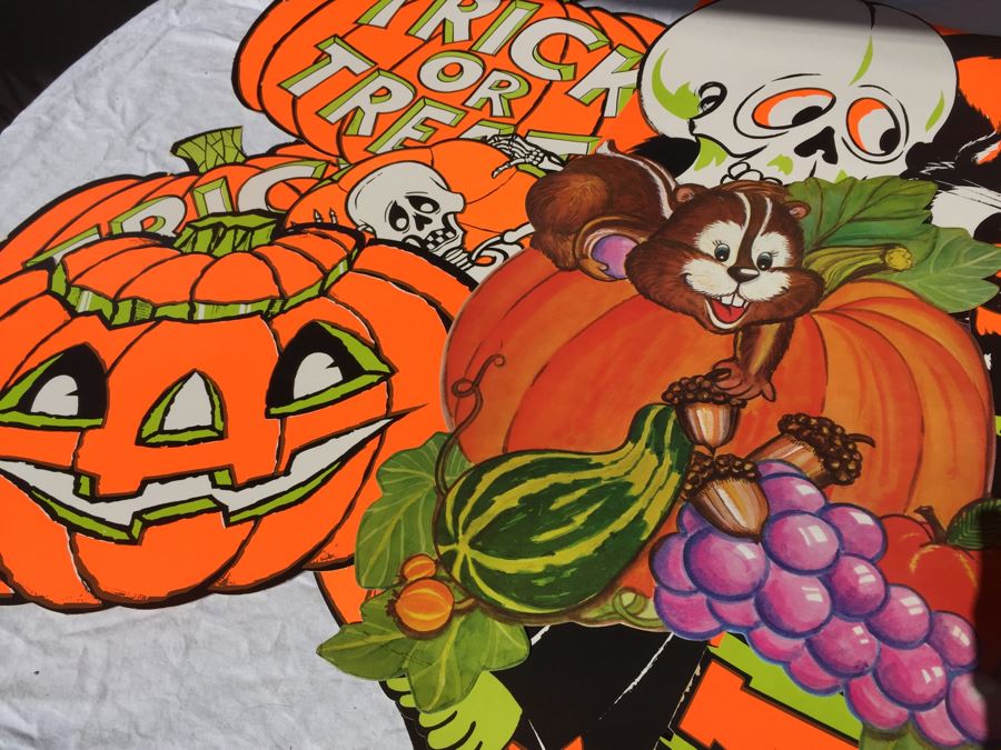 Vintage Halloween Decoration And Mask Lot [Photo 7]