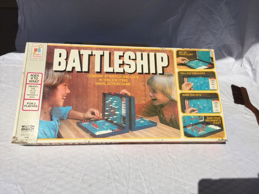 Vintage Game Lot [Photo 4]