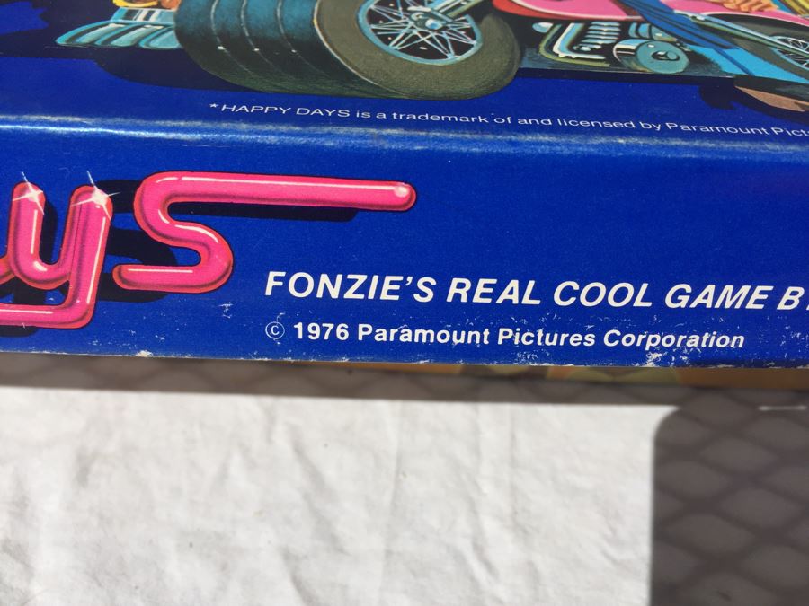 Vintage Game Lot [Photo 9]