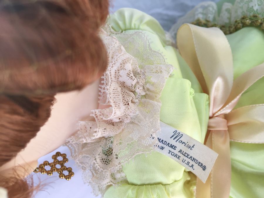 Large Madame Alexander Doll [Photo 5]