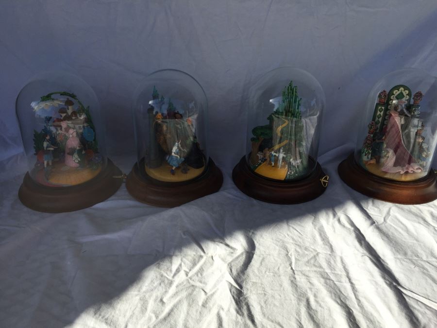 Collectible Wizard Of Oz Statues With Domed Glass Vintage 1990