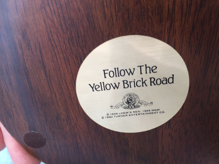 Collectible Wizard Of Oz Statues With Domed Glass Vintage 1990 [Photo 3]