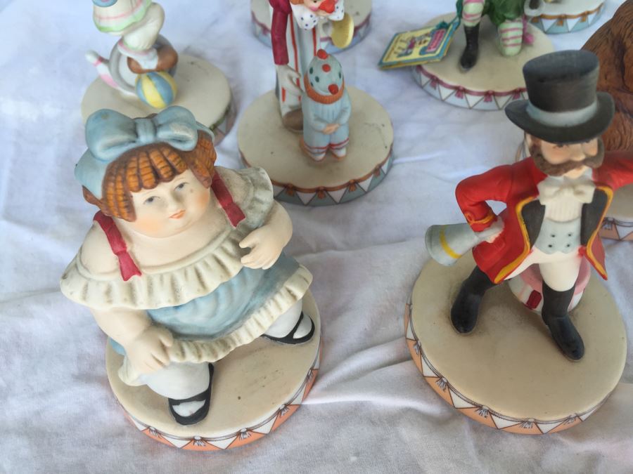Lot Of Circus Royale Figurines [Photo 2]