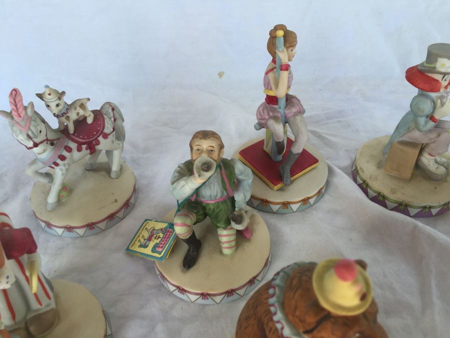 Lot Of Circus Royale Figurines [Photo 6]