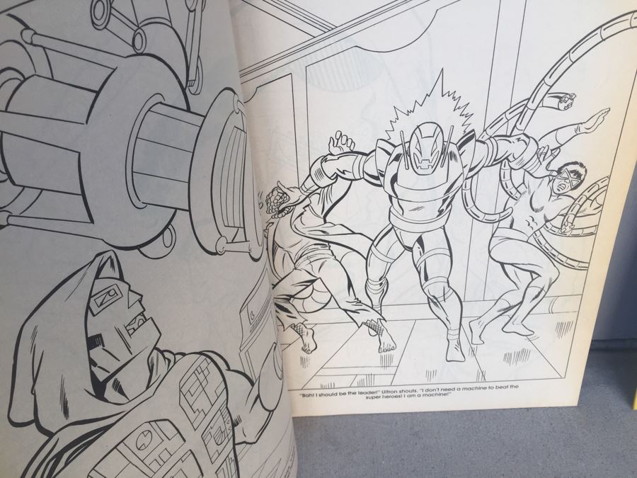 Secret Wars Coloring Books [Photo 5]