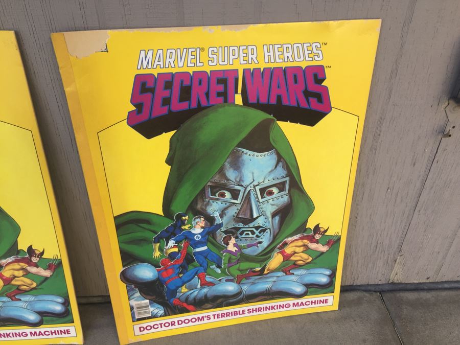 Secret Wars Coloring Books [Photo 3]