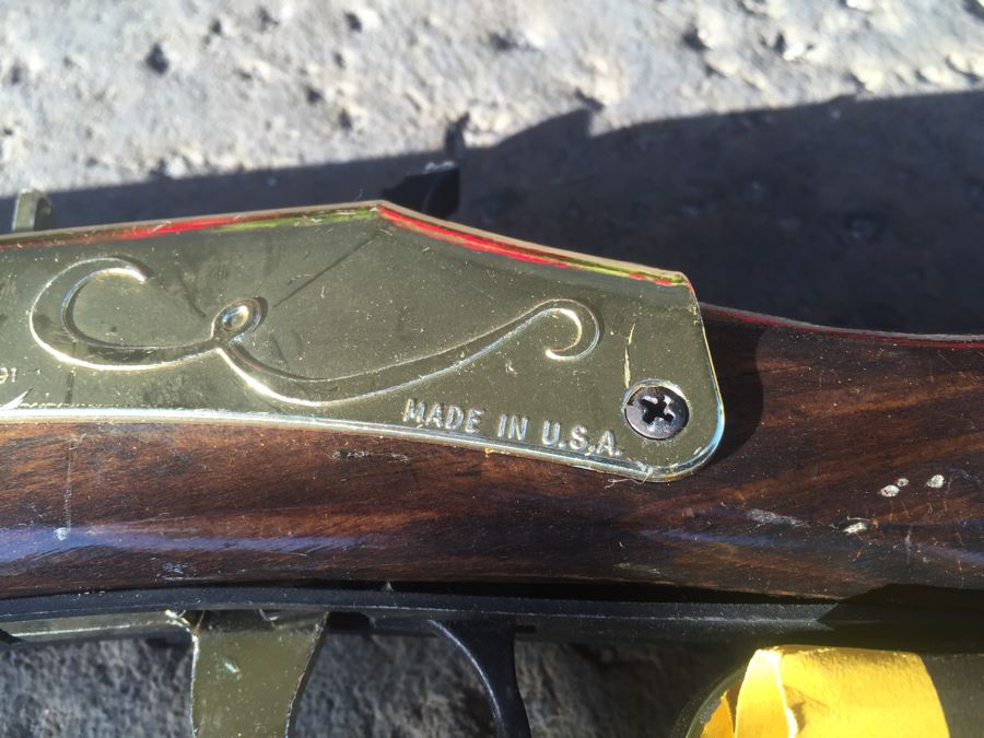 Vintage Golden Ranger Toy Gun [Photo 8]