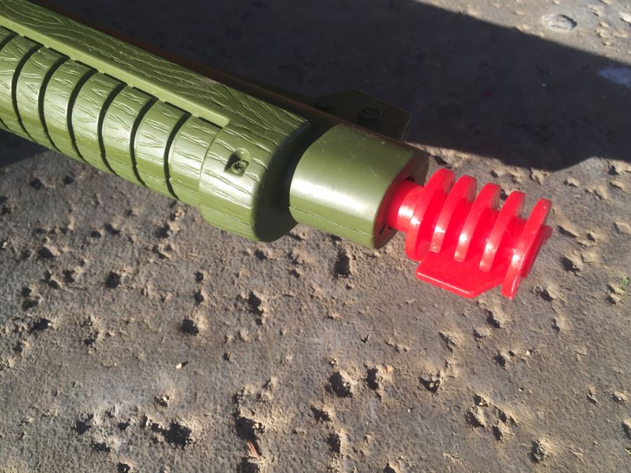 Vintage 1978 EMPIRE Green Toy Gun [Photo 9]