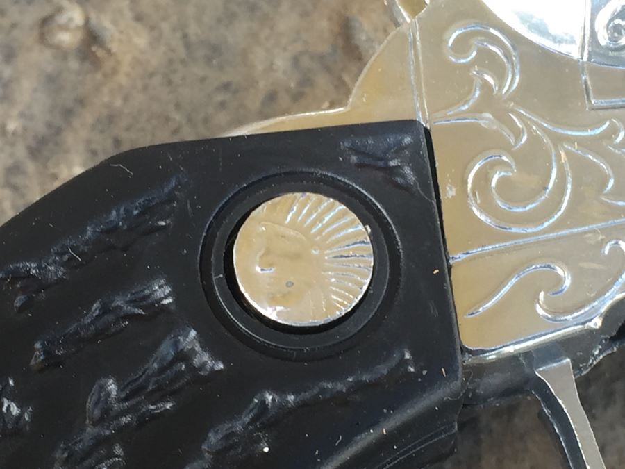 Vintage Toy Pistol With Holster Belt [Photo 7]