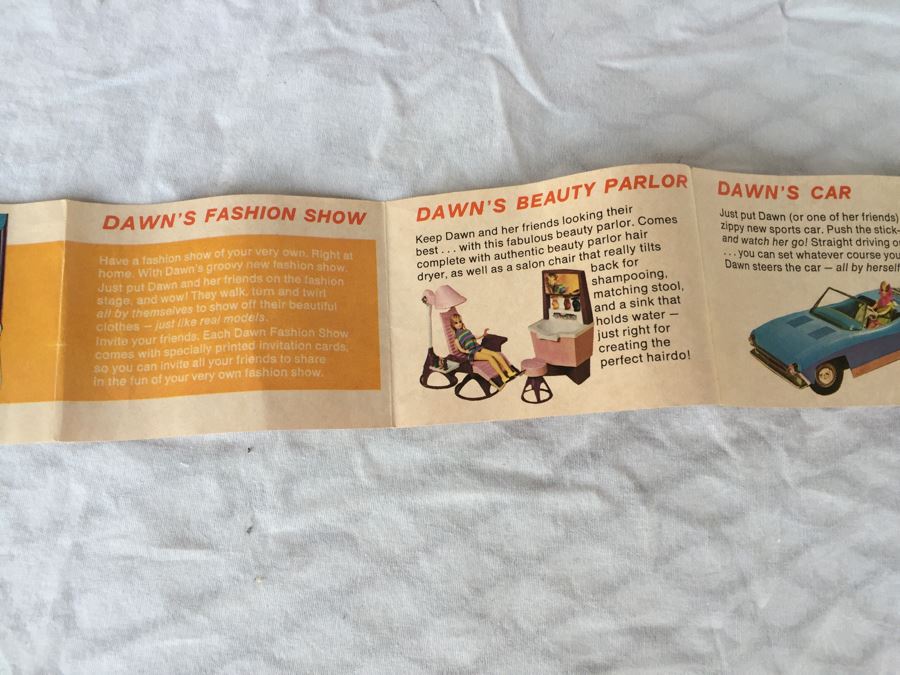 Vintage Dawn Travel Case Filled With Dawn Dolls And Vintage Doll Clothes And Accessories [Photo 10]