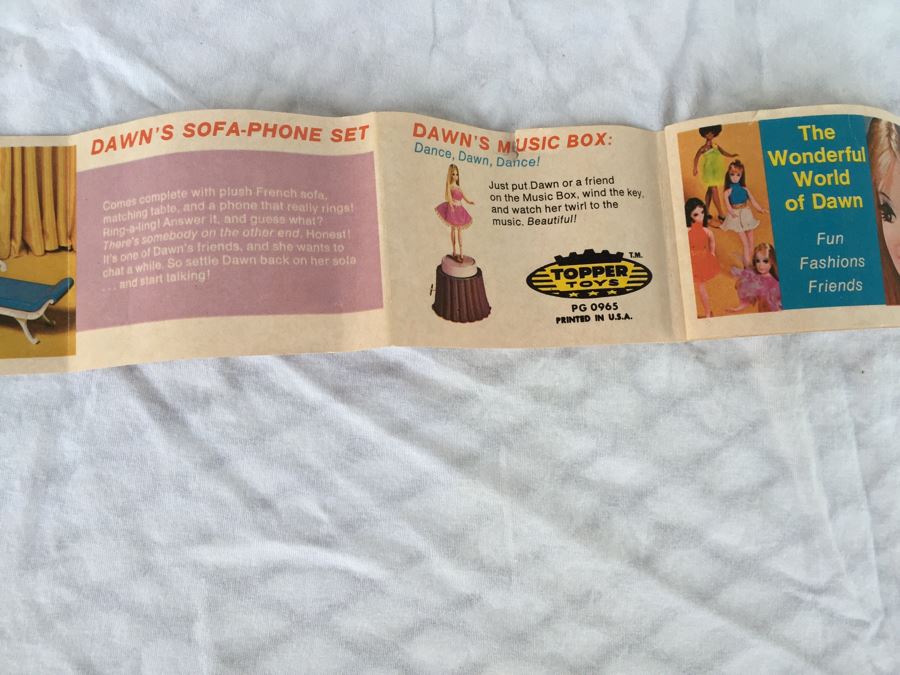 Vintage Dawn Travel Case Filled With Dawn Dolls And Vintage Doll Clothes And Accessories [Photo 12]