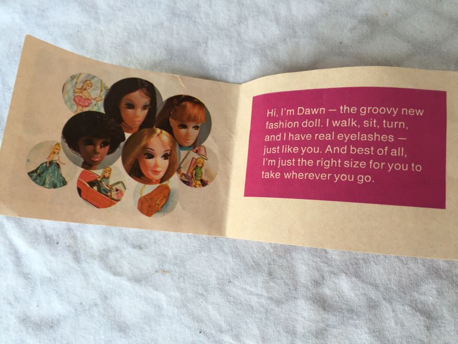 Vintage Dawn Travel Case Filled With Dawn Dolls And Vintage Doll Clothes And Accessories [Photo 13]