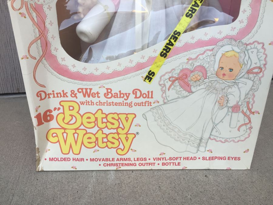 Betsy Wetsy IDEAL Classic Doll New In Box [Photo 3]