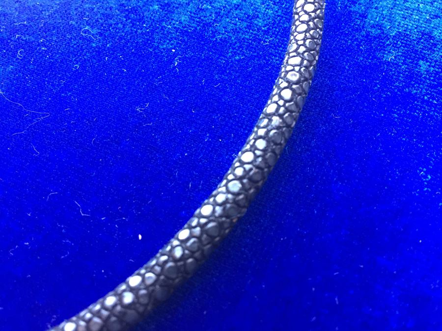 German Designer Chocker By Schofer [Photo 2]