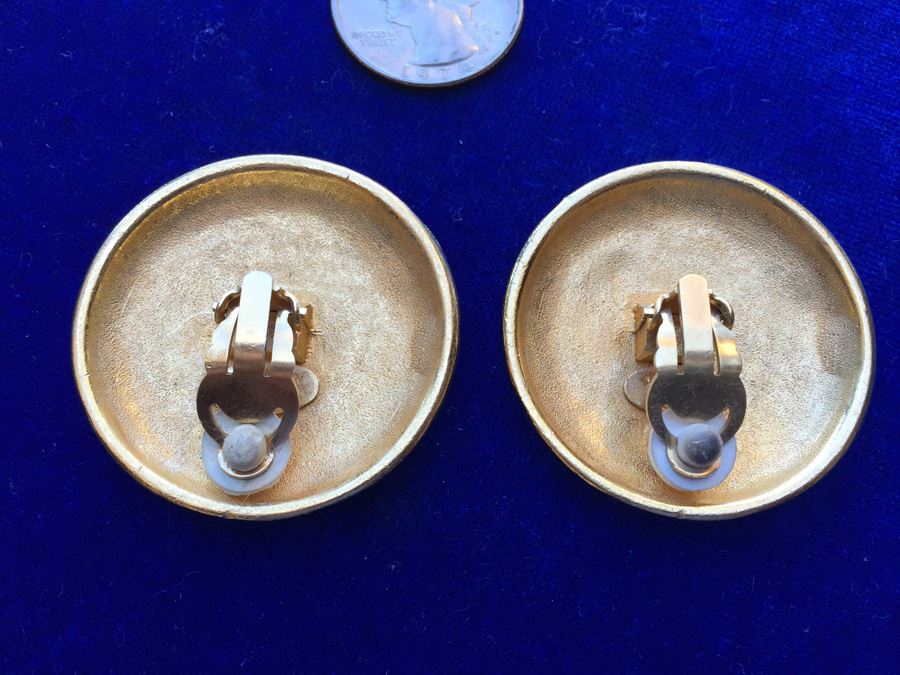 Genuine Chanel Costume Signature Earrings Wt:39.6g [Photo 4]