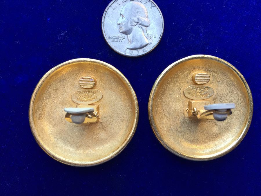 Genuine Chanel Costume Signature Earrings Wt:39.6g [Photo 5]