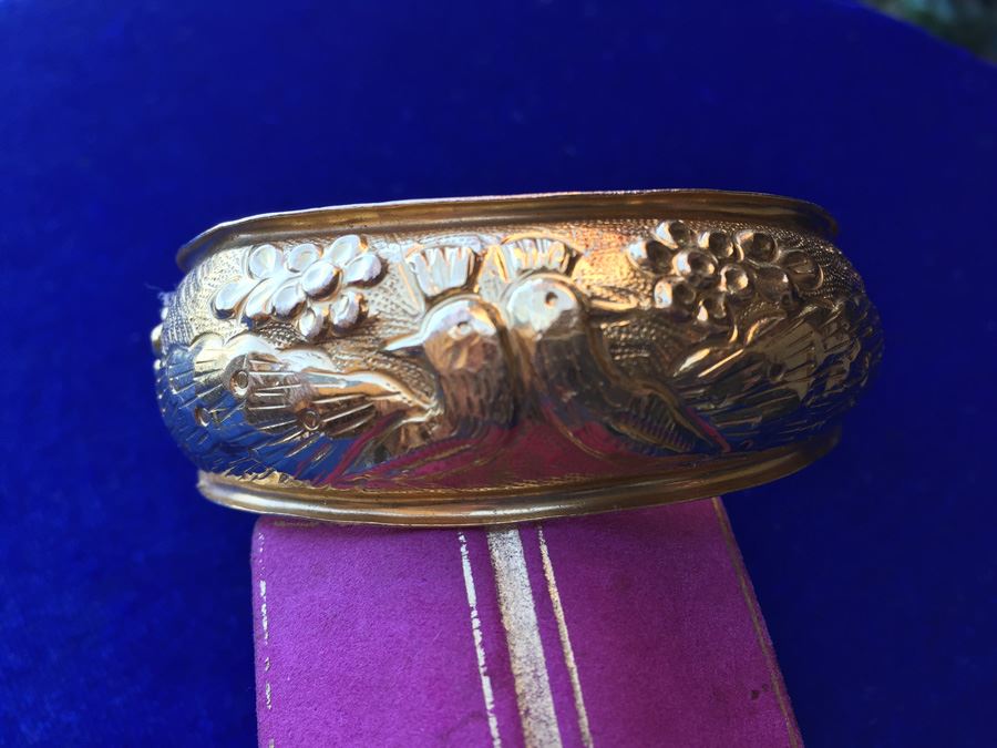 23k Gold Peacock Repoussé Design Bracelet In Cartouche Wt:22.4g [Photo 2]