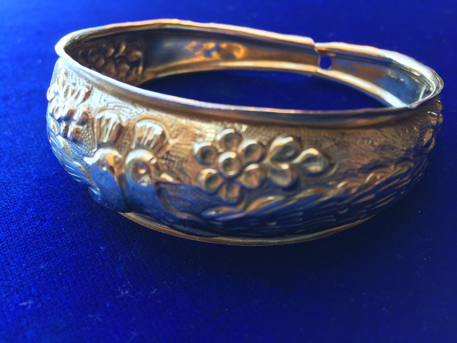 23k Gold Peacock Repoussé Design Bracelet In Cartouche Wt:22.4g [Photo 4]