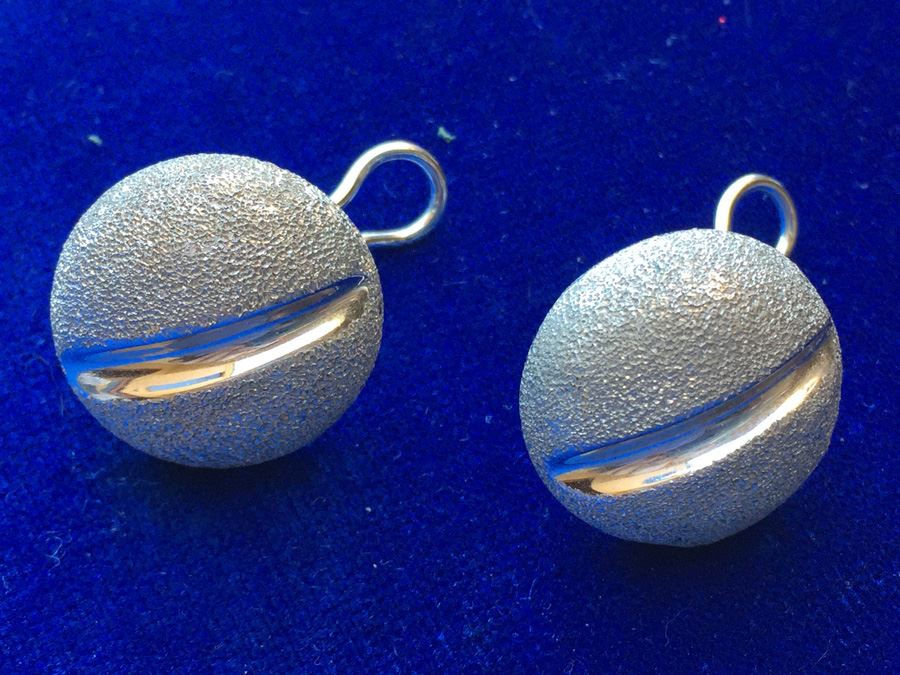 18k White Gold Button Style Earrings Wt:10.5g [Photo 2]