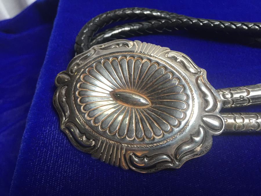 Sterling Silver Navajo Bolo by Jim Thomas Wt:41.2g [Photo 2]