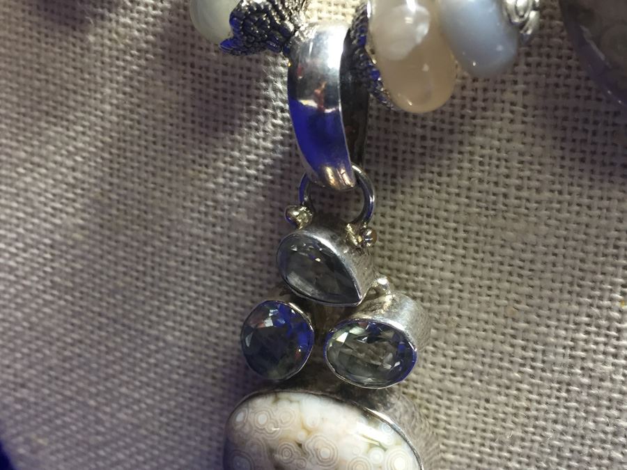 Designer Style Necklace Including Genuine Stones Wt:102.3g [Photo 6]