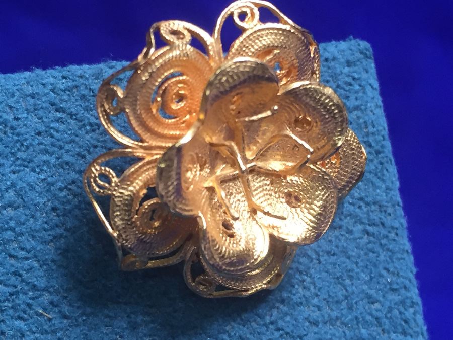 22k Gold Flower Earrings Wt:11.8g [Photo 2]