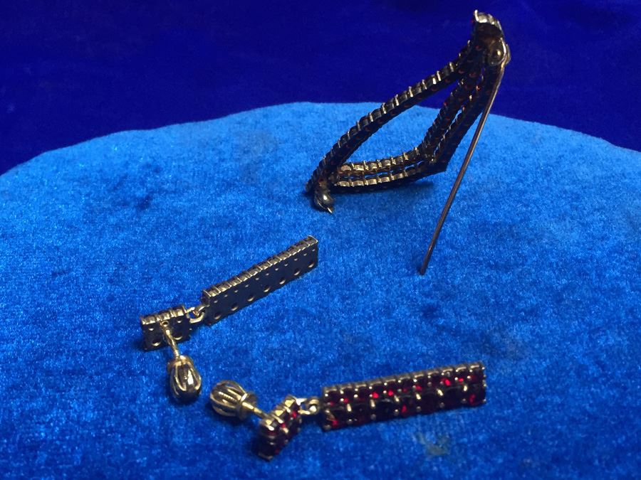 Antique Bohemian Garnet Pin & Drop Earrings Wt:13.2g [Photo 2]