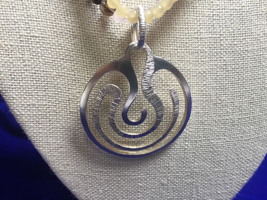 Sterling Silver Modernist Pendant On Geniune Beads Wt:56g [Photo 2]