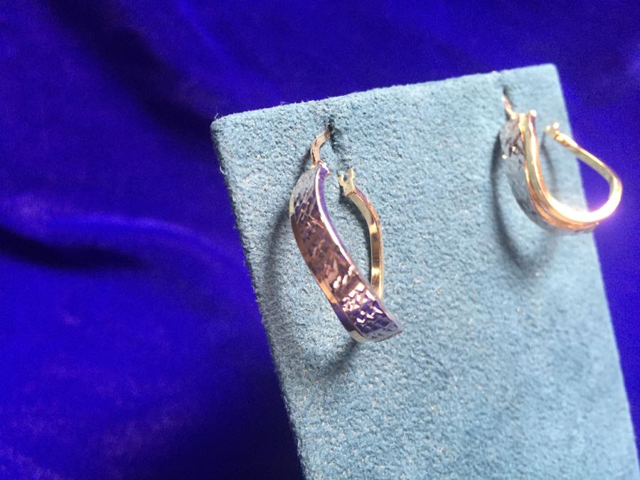 14k Gold Two Toned Italian Earrings Wt:2.2g [Photo 1]