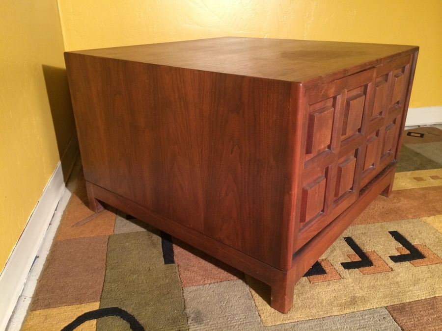Square Wood End Table / Coffee Table with 2 Swinging Doors [Photo 2]