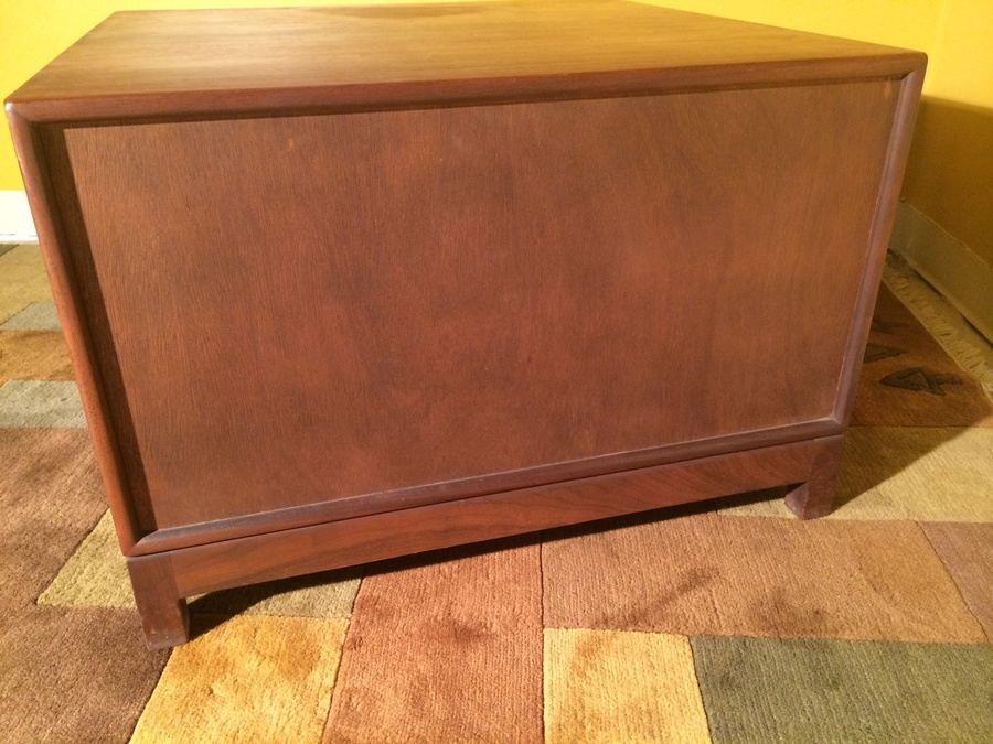 Square Wood End Table / Coffee Table with 2 Swinging Doors [Photo 6]