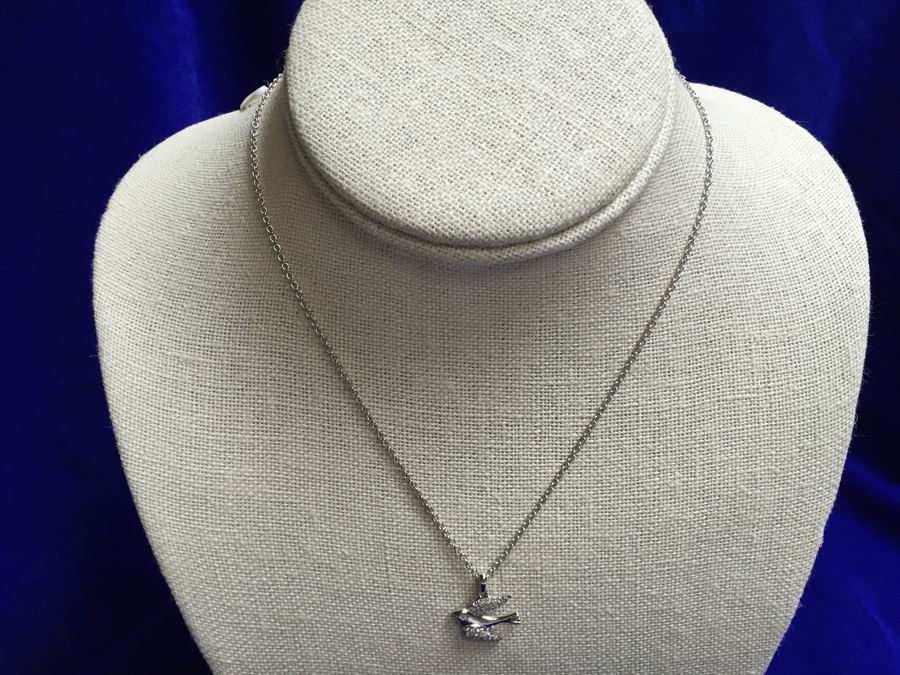 Sterling Silver Bird W/ Small Diamonds(?) & Sterling Chain Wt:3.1g [Photo 1]