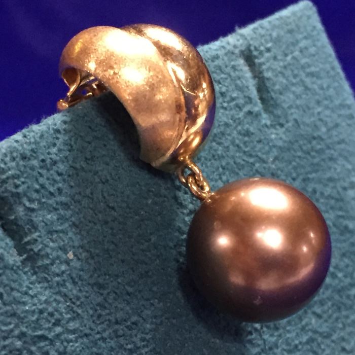 18k Gold Single Tahitian Pearl Earring Wt: 6.6g [Photo 1]