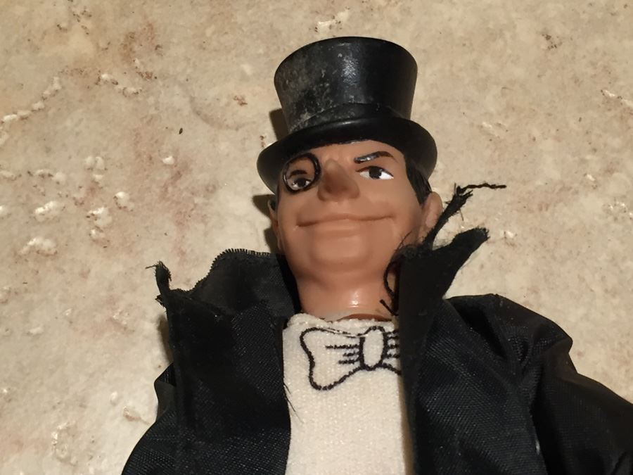 Vintage 70's 8 Inch MEGO Action Figures Batman Robin Joker Penguin [Photo 12]