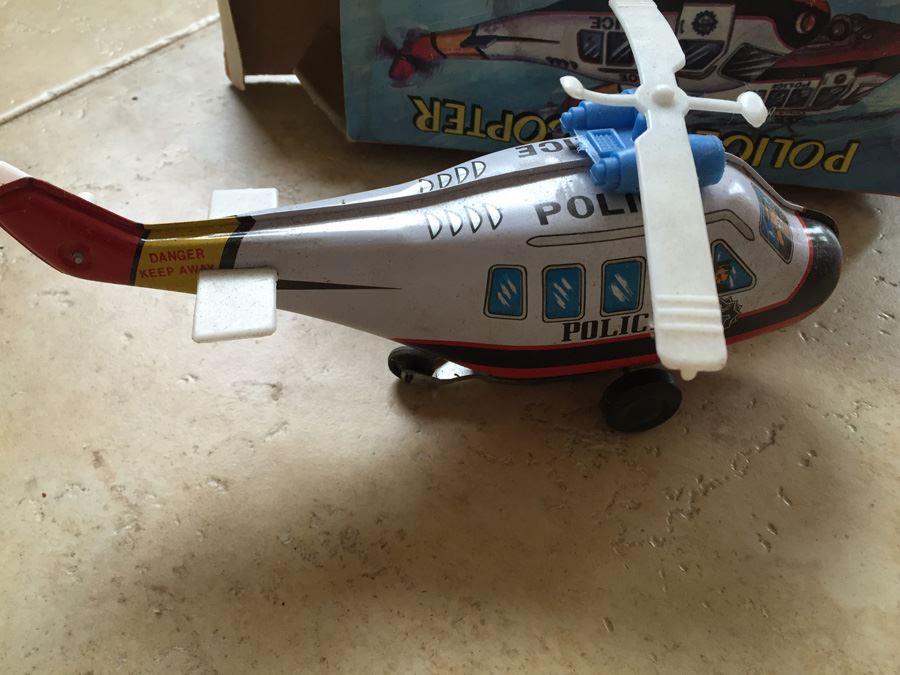 Fire Chief Helicopter Wind-Up Tin Toy HR-822 COTC In Box [Photo 2]