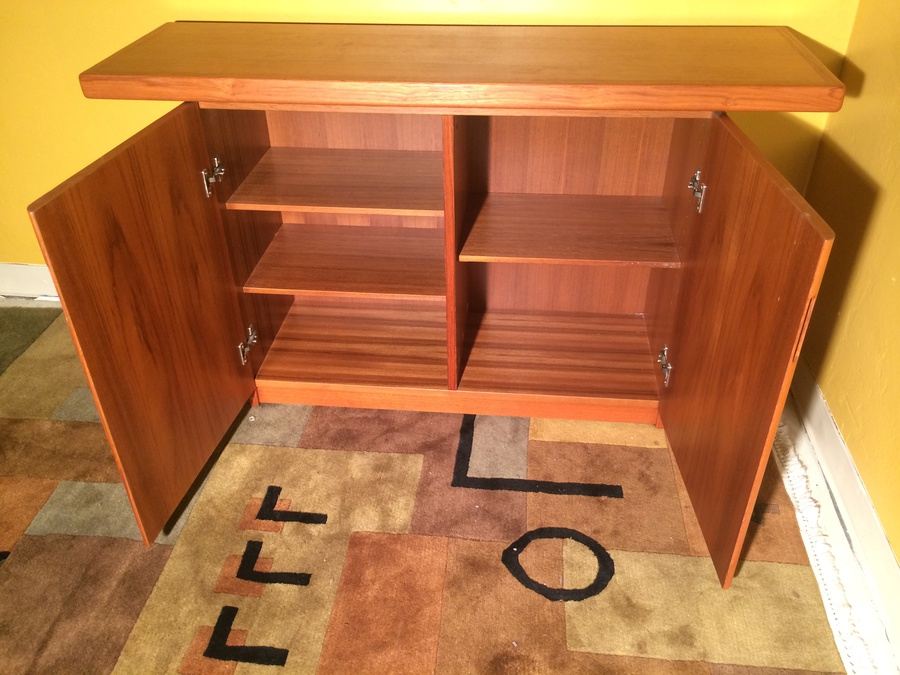 Teak Veneer Console Table / Bar [Photo 7]