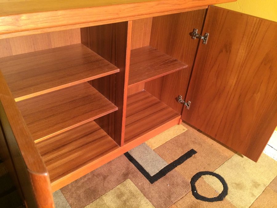 Teak Veneer Console Table / Bar [Photo 3]