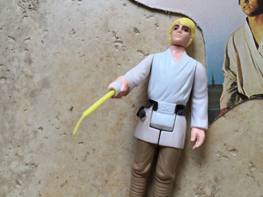 STAR WARS Kenner Action Figure 1977 Luke Skywalker And 1977 Princess Leia Organa With Portion Of Cards Excellent Condition Never Played With [Photo 12]