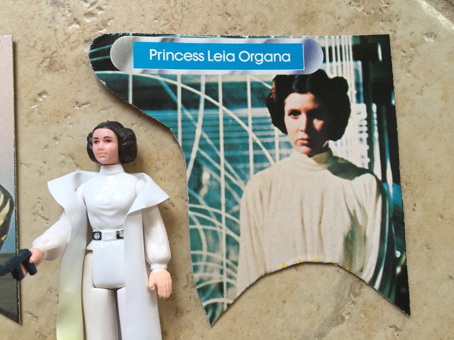 STAR WARS Kenner Action Figure 1977 Luke Skywalker And 1977 Princess Leia Organa With Portion Of Cards Excellent Condition Never Played With [Photo 11]