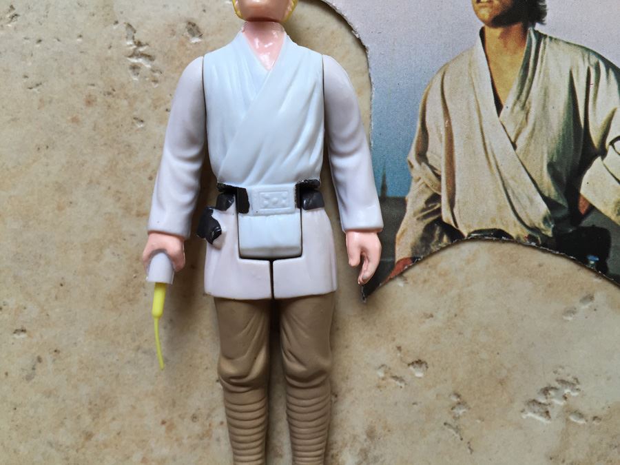 STAR WARS Kenner Action Figure 1977 Luke Skywalker And 1977 Princess Leia Organa With Portion Of Cards Excellent Condition Never Played With [Photo 5]