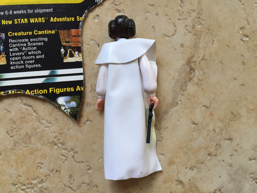 STAR WARS Kenner Action Figure 1977 Luke Skywalker And 1977 Princess Leia Organa With Portion Of Cards Excellent Condition Never Played With [Photo 18]