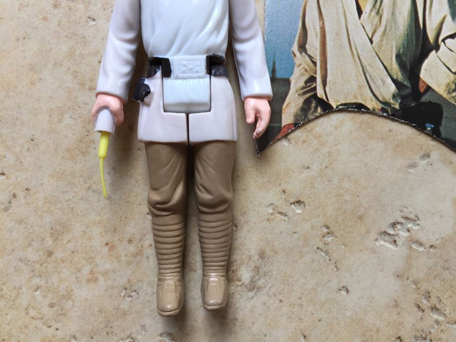 STAR WARS Kenner Action Figure 1977 Luke Skywalker And 1977 Princess Leia Organa With Portion Of Cards Excellent Condition Never Played With [Photo 6]