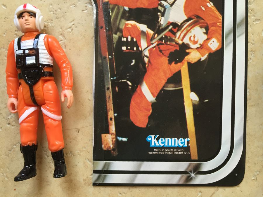 STAR WARS Kenner Action Figure 1978 Luke Skywalker X-Wing Pilot And 1977 Hans Solo With Portion Of Cards Excellent Condition Never Played With [Photo 7]
